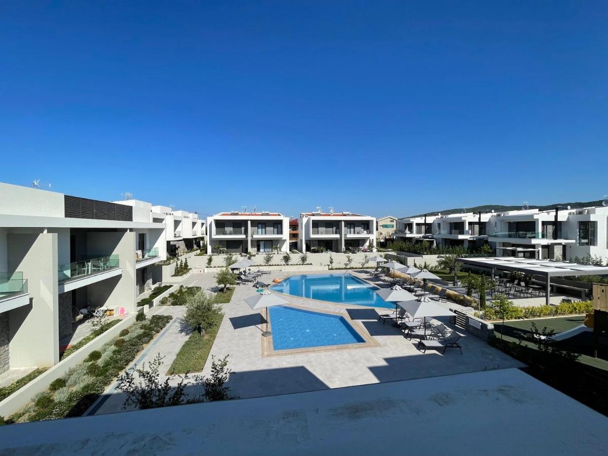 Callisto Luxury Suite Nikiti  Exterior foto
