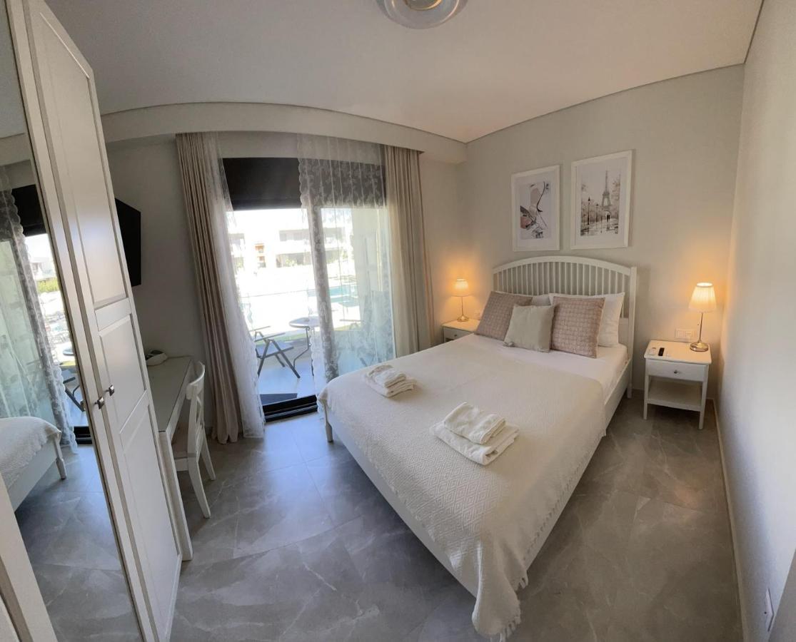 Callisto Luxury Suite Nikiti  Exterior foto