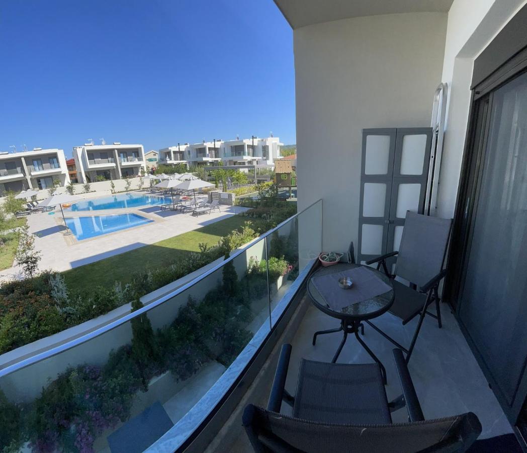 Callisto Luxury Suite Nikiti  Exterior foto